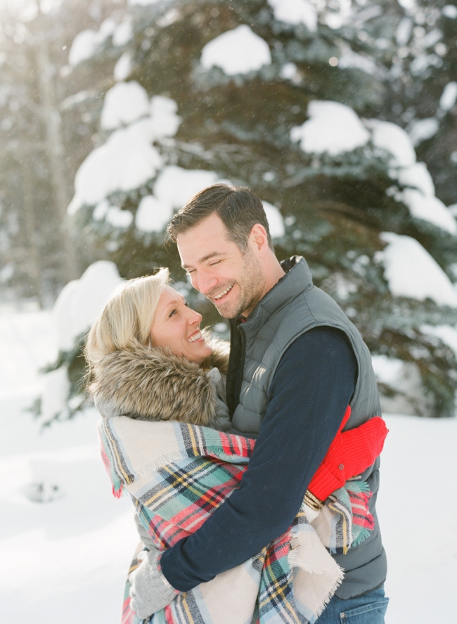 vermont snowy engagement session